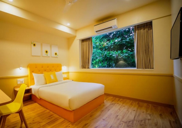 Bloom Hotel - Worli South Mumbai image 9